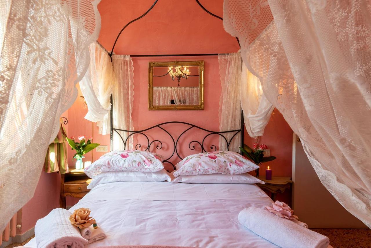 Bibi Boutique Arezzo Living Suite Rosafragola & Verdeconiglio Bagian luar foto
