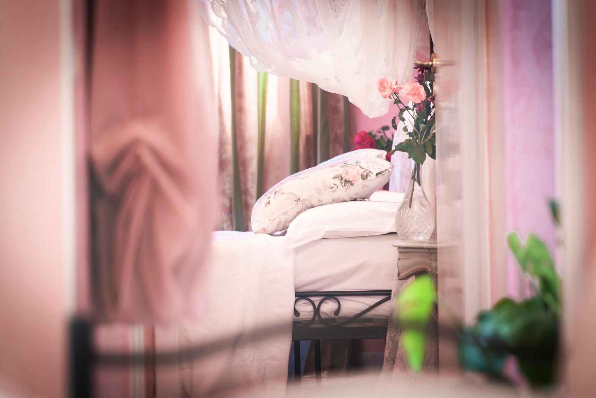Bibi Boutique Arezzo Living Suite Rosafragola & Verdeconiglio Bagian luar foto