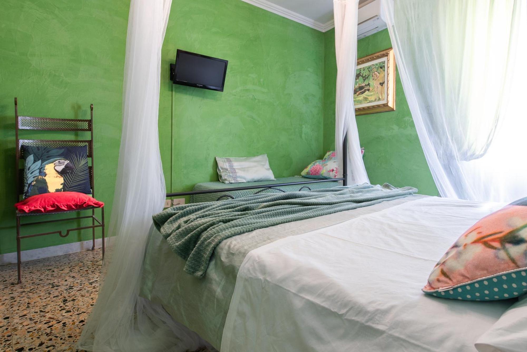 Bibi Boutique Arezzo Living Suite Rosafragola & Verdeconiglio Bagian luar foto
